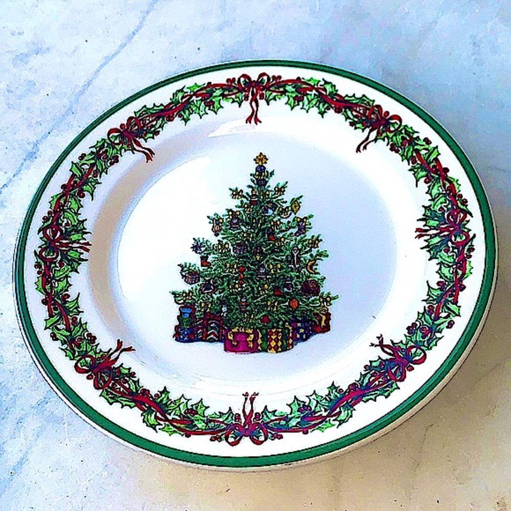 CHRISTOPHER RADKO “HOLIDAY CELEBRATIONS” SALAD PLATE 8 3/3TH TREE